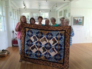 メンバー皆さんで完成させたカウボーイ（パニオロ）がテーマのフレンドシップキルト