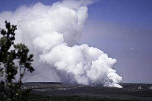 噴火口（ハレマウマウ火口）