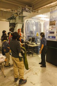 ヒロの町にある研究施設