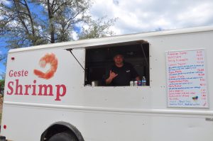 シュリンプ・トラックの親切な店主