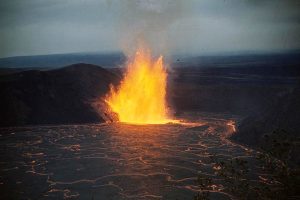 キラウエア・イキの噴火 　photo by USGS