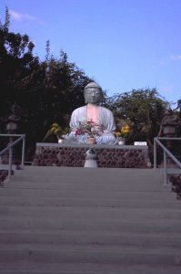 マウイ島ラハイナにあるお寺の大仏さま